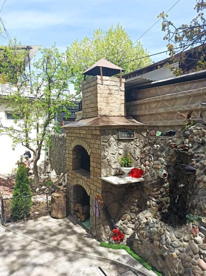 Посуточный Гостевой Дом Gjumri Exterior foto