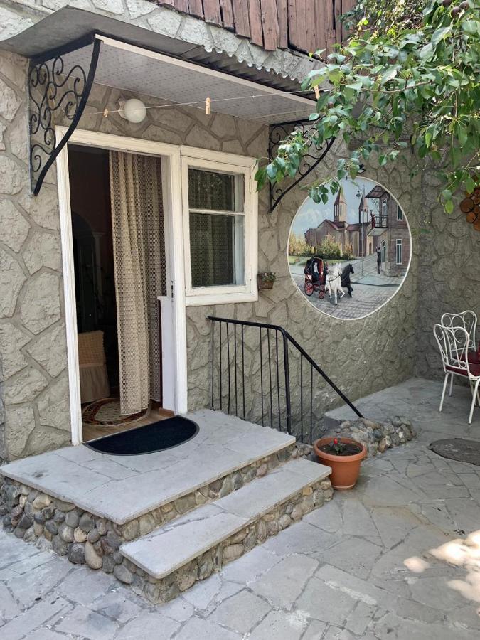 Посуточный Гостевой Дом Gjumri Exterior foto