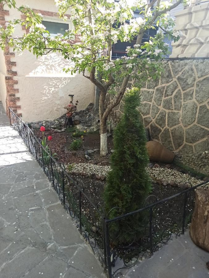 Посуточный Гостевой Дом Gjumri Exterior foto