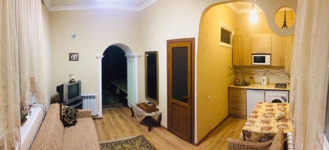 Посуточный Гостевой Дом Gjumri Exterior foto